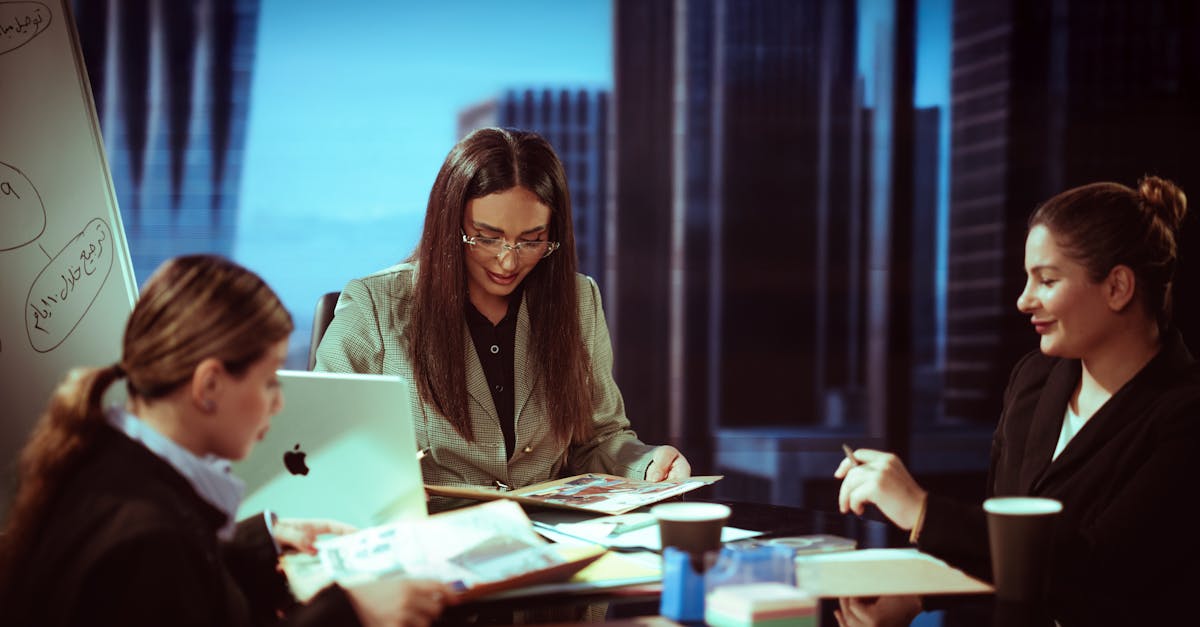 vx号买卖：佰仟APP详情下载教程